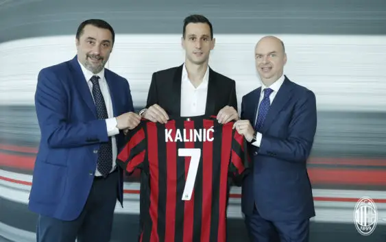 Nikola Kalinic, Marco Fassone & Massimiliano Mirabelli, AC Milan News