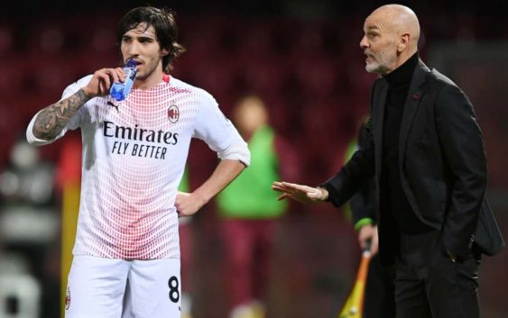 Stefano Pioli e Sandro Tonali