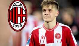 Striker confirms talks with AC Milan